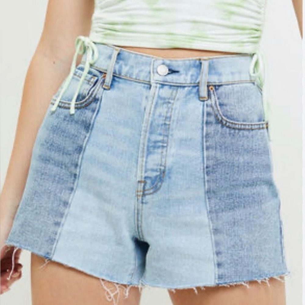 PacSun Like NEW TwoTone Paneled High-rise Festival Denim  Raw Hem Shorts 26